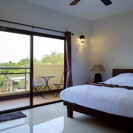 Relax Garden House Hotel Chiang Mai Exterior photo