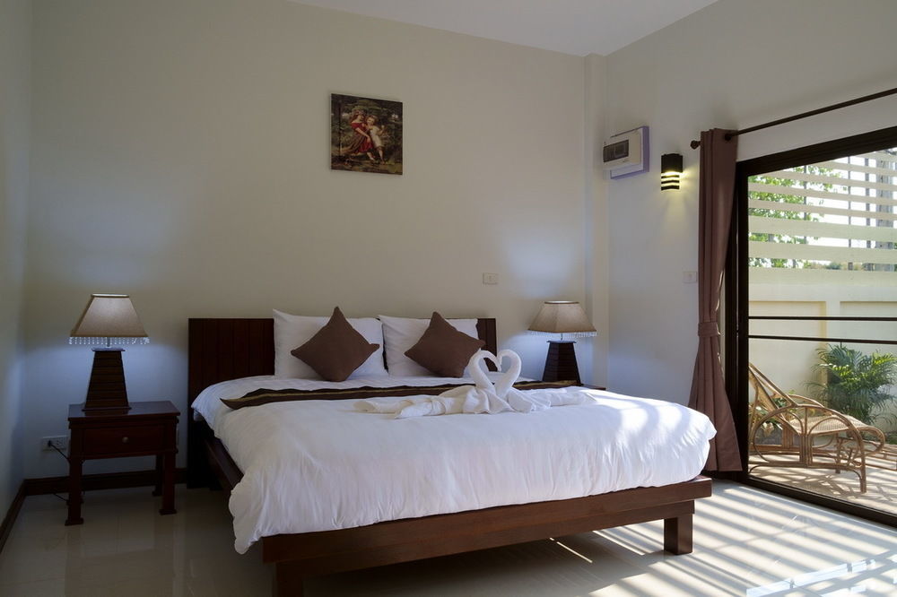 Relax Garden House Hotel Chiang Mai Exterior photo